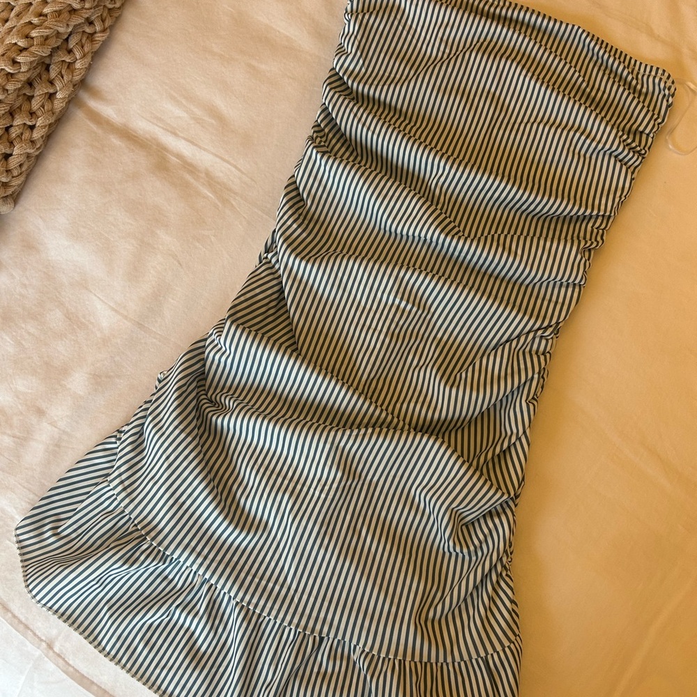 Edikted Striped Strapless Dress